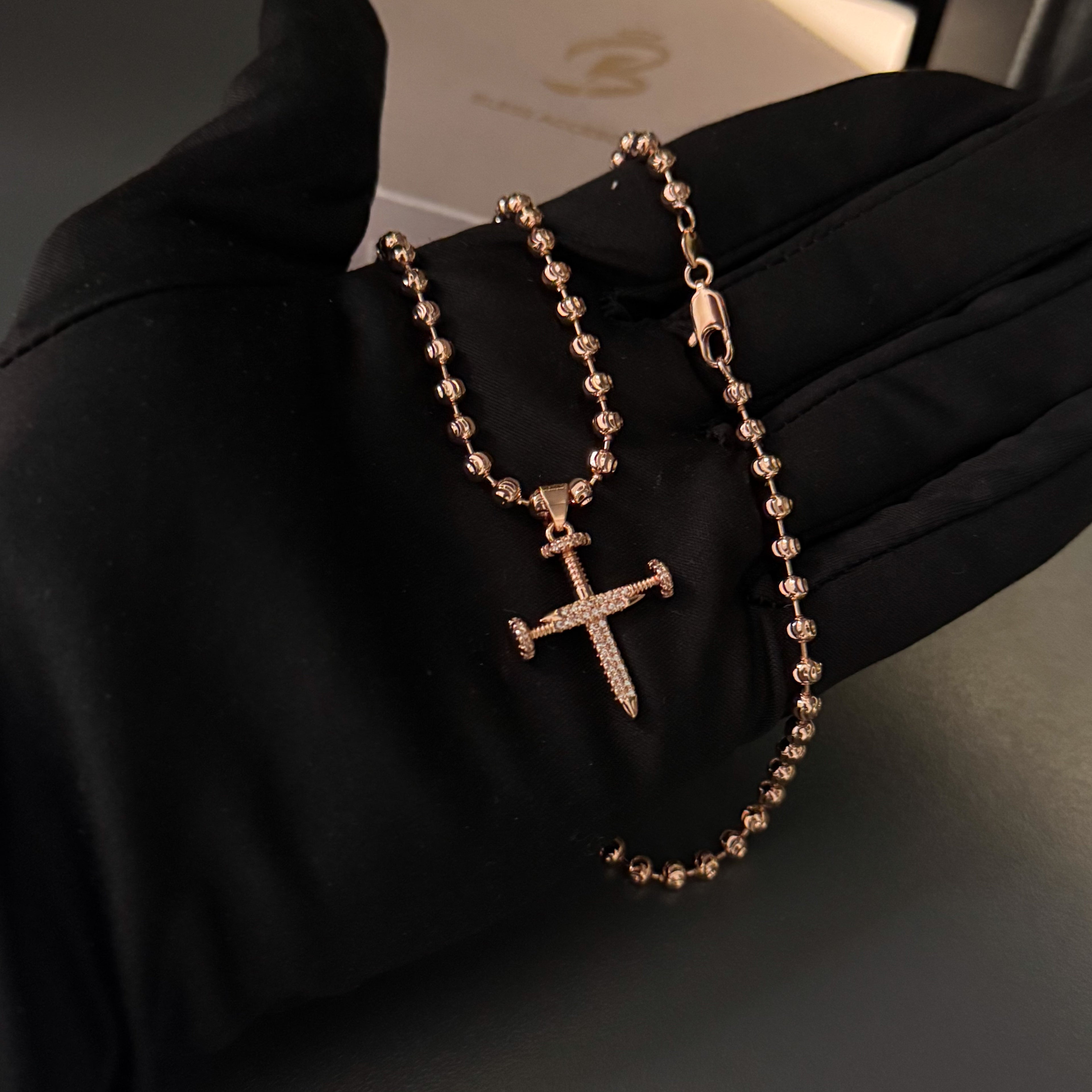 Cadena militar balin diamantado + dije tono oro rosa