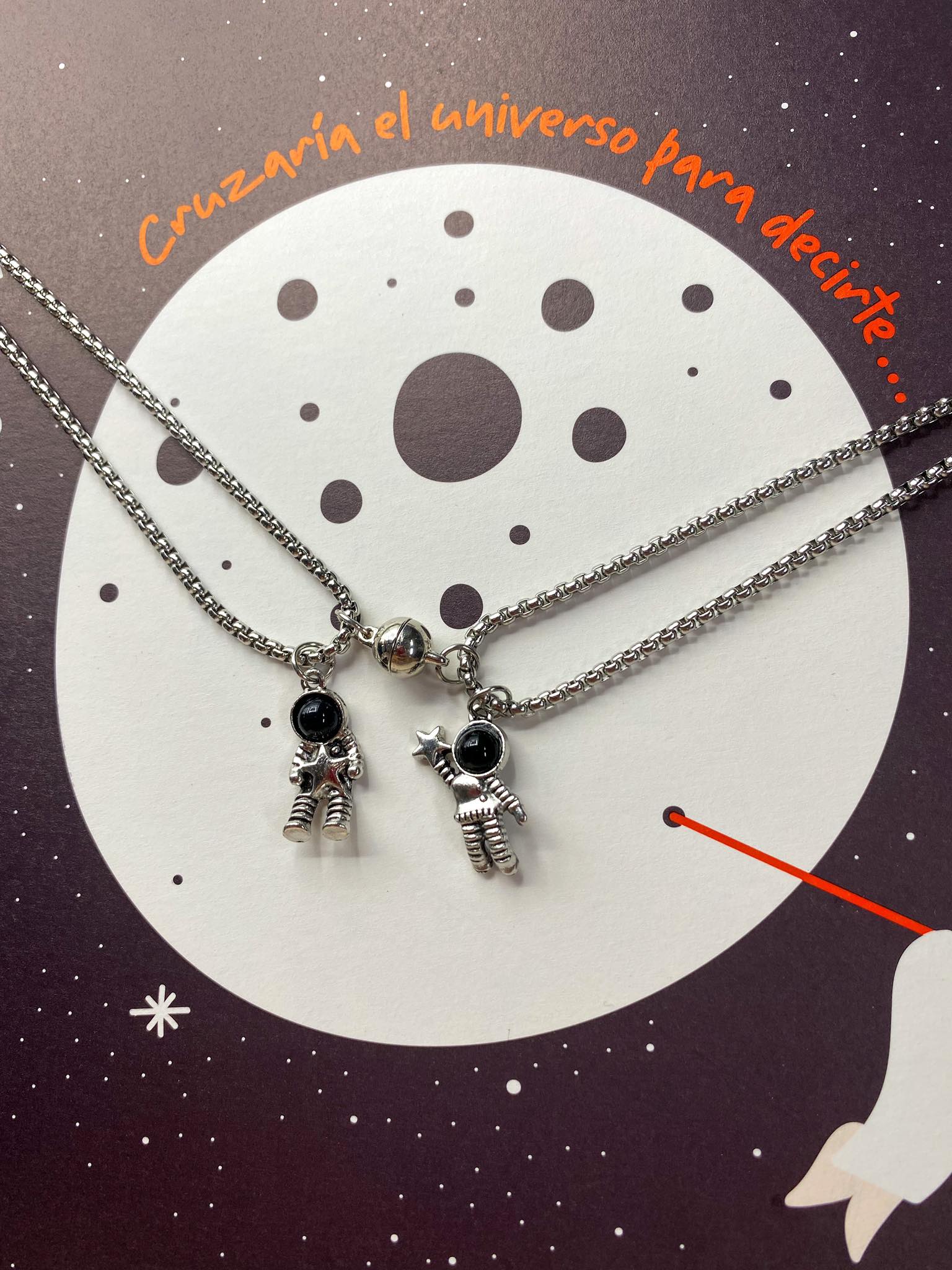Collares de conexión astronautas amor