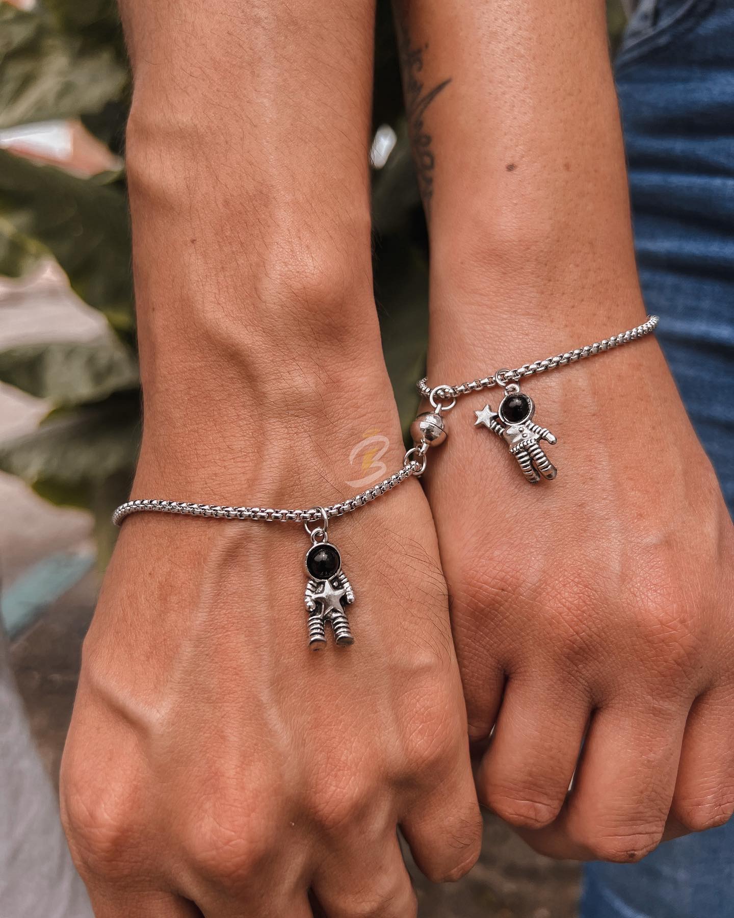 Pulseras de conexión astronautas amor